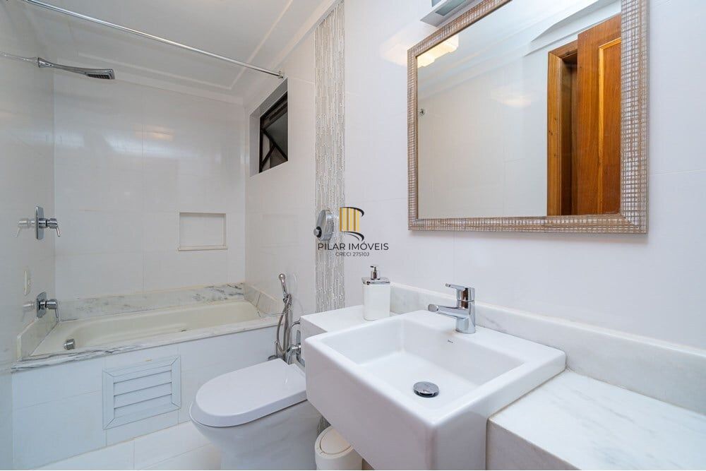 Excelente apartamento Mobiliado e pronto para morar no coração do bairro Mont'Serrat