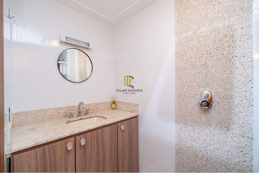 Excelente apartamento Mobiliado e pronto para morar no coração do bairro Mont'Serrat