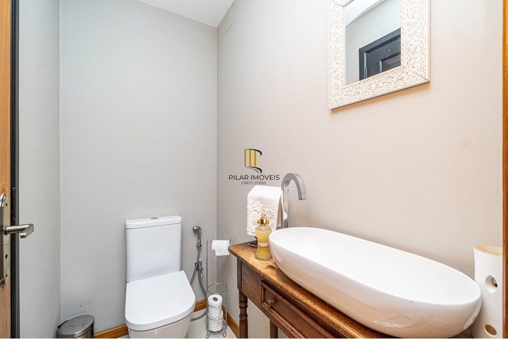 Excelente apartamento Mobiliado e pronto para morar no coração do bairro Mont'Serrat