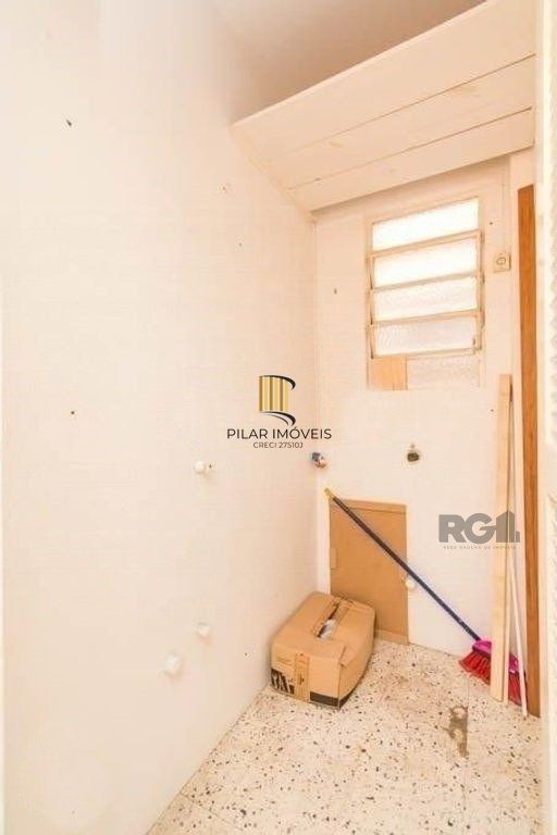 Apartamento 2 dormitórios no bairro Floresta