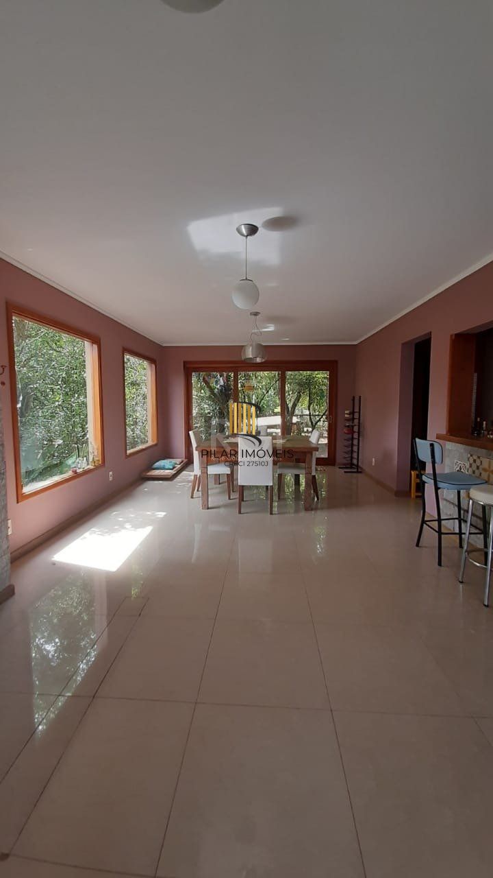 Casa para Venda - 400m², 3 dormitórios, sendo 1 suites, Vila Morada Gaúcha