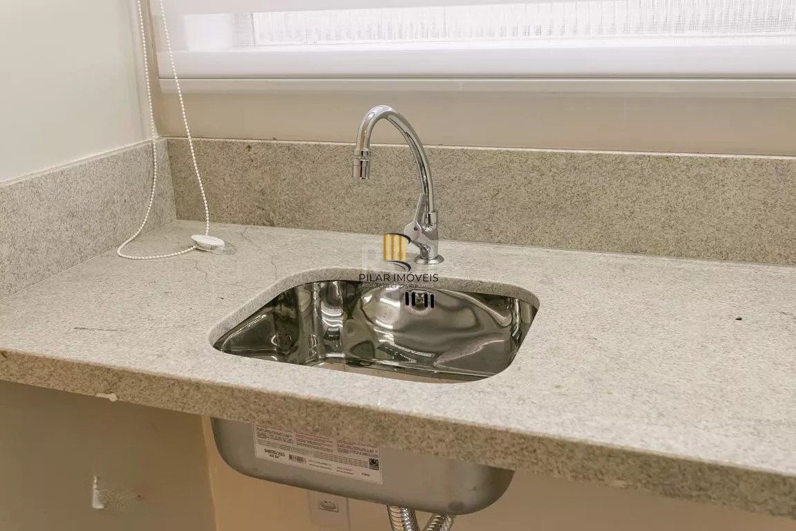 Apartamento 2 Dormitório(s) Bairro Farroupilha