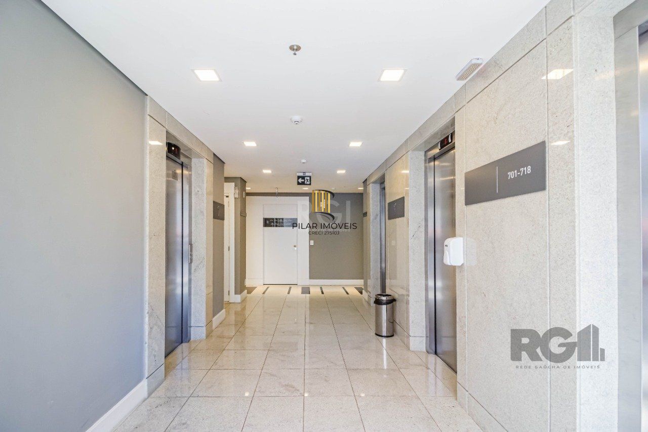 Sala Comercial no bairro Mont Serrat