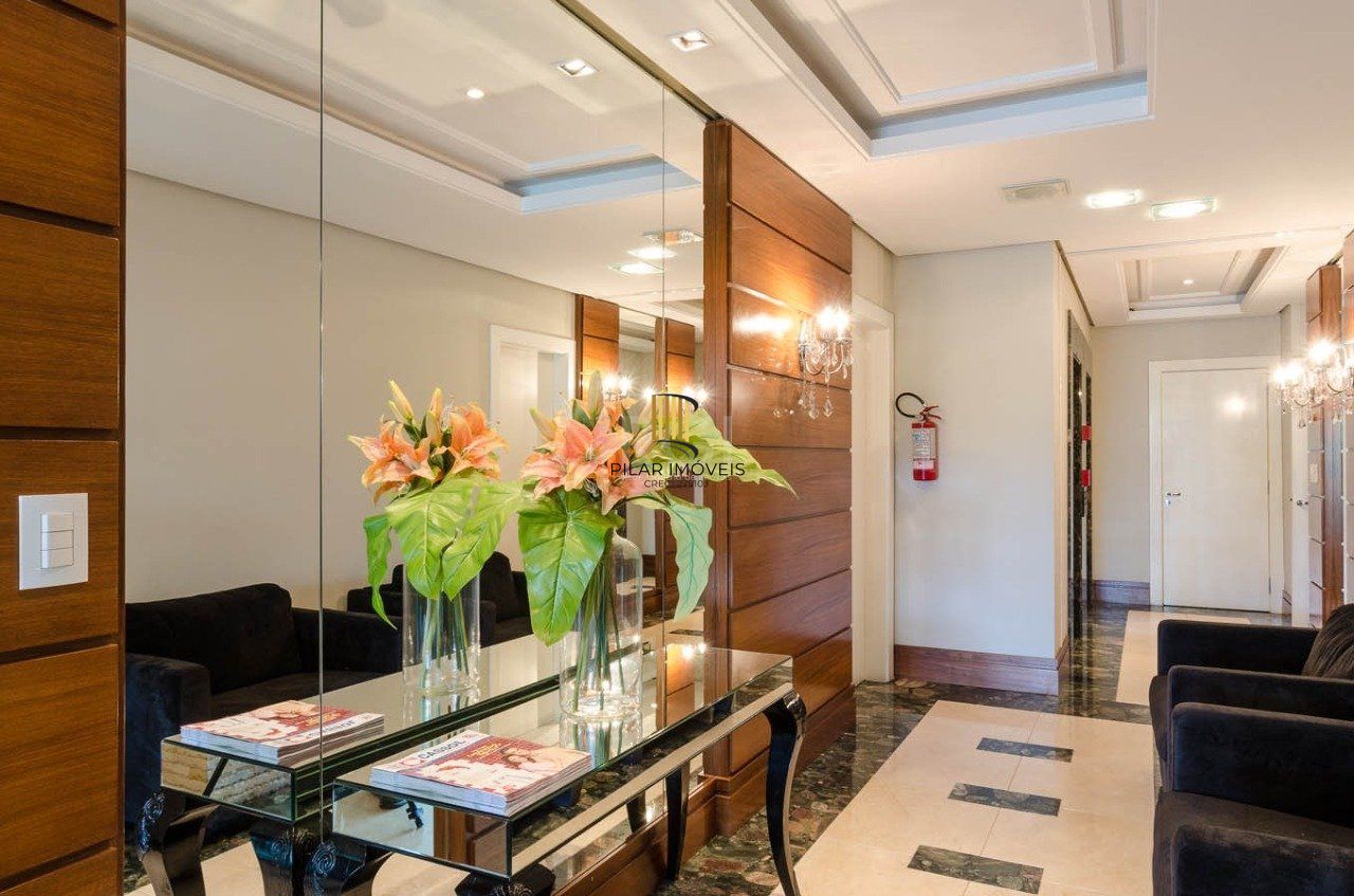 Apartamento para Venda - 198.4m², 3 dormitórios, sendo 1 suites, 2 vagas - Boa Vista