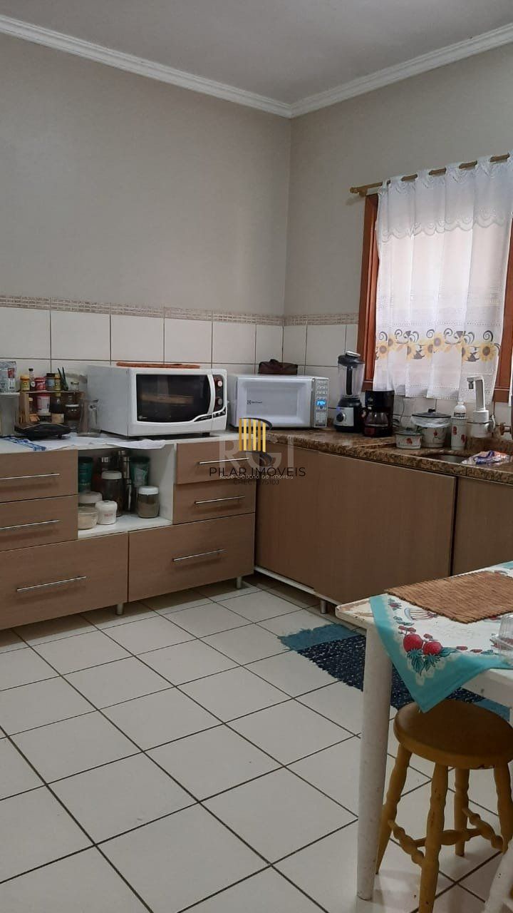 Casa para Venda - 400m², 3 dormitórios, sendo 1 suites, Vila Morada Gaúcha