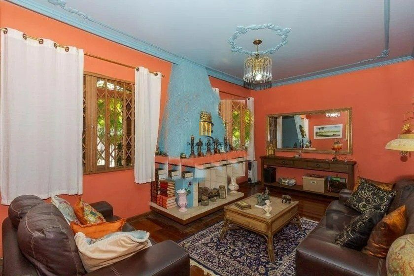 Casa 4 dormitórios no bairro Passo da Areia