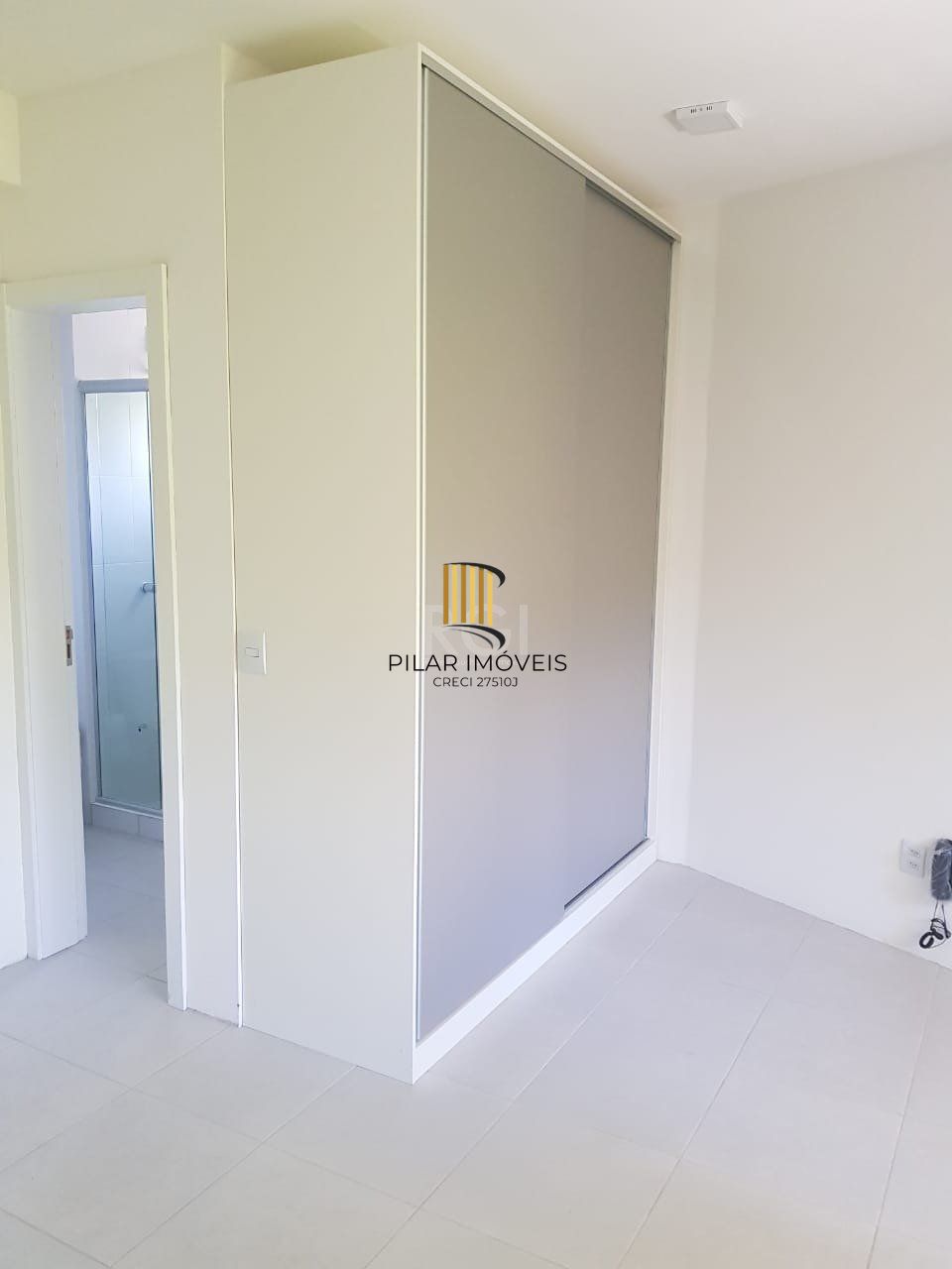 Apartamento para Venda - 36m², 1 dormitório, 1 vaga - Santo Antonio