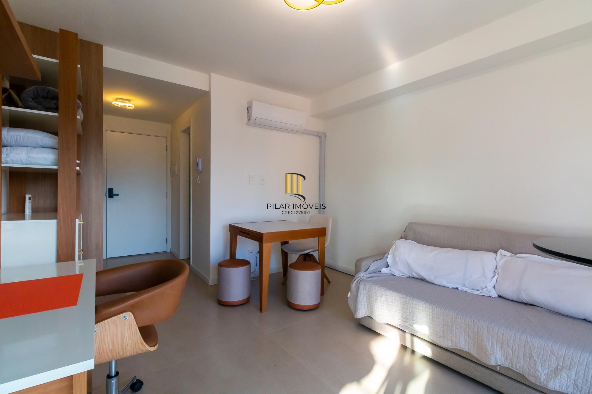 Apartamento com 1 quarto e 27m² à venda em Moinhos de Vento, Porto Alegre