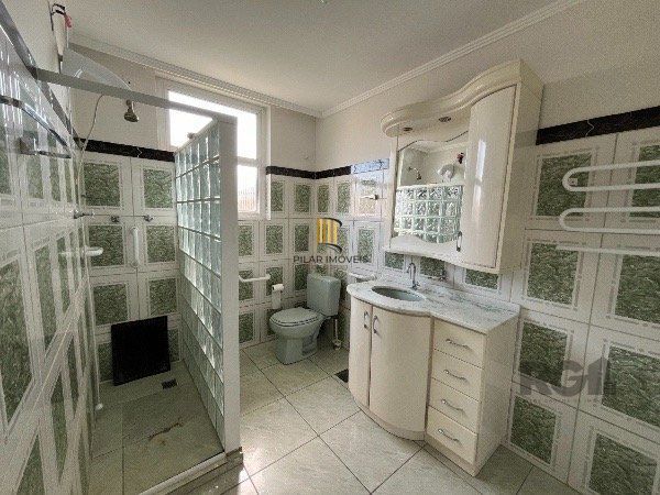 Apartamento 3 dormitórios no bairro Menino Deus