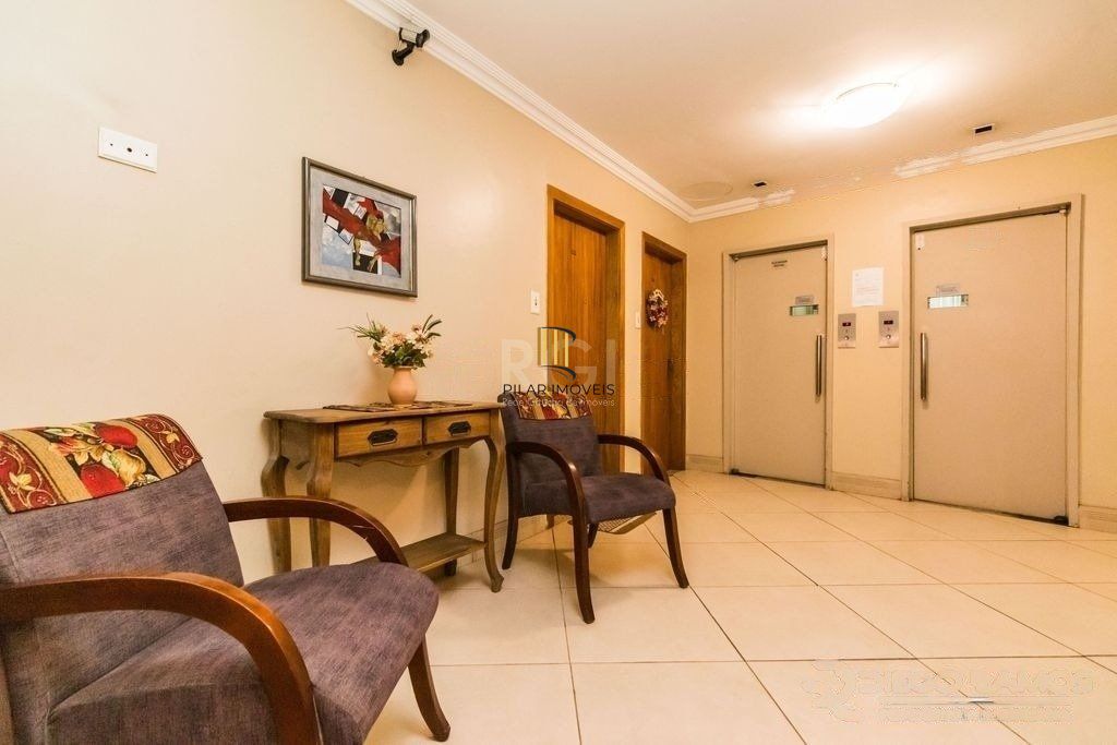 Apartamento 2 Dormitório(s) Bairro Farroupilha