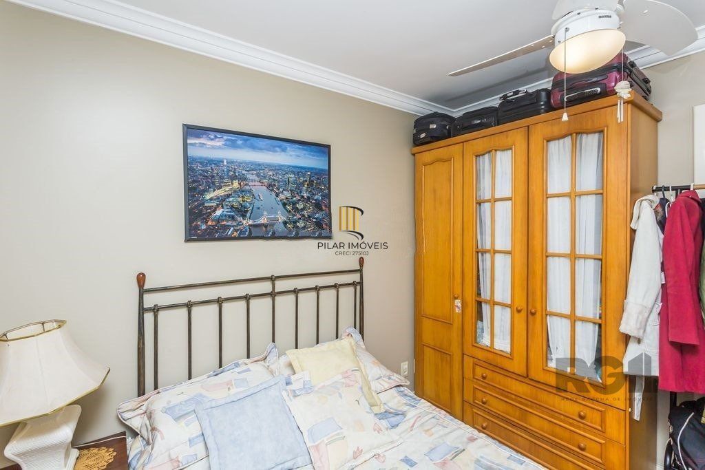 Casa 4 Dormitório(s) Bairro Sarandi