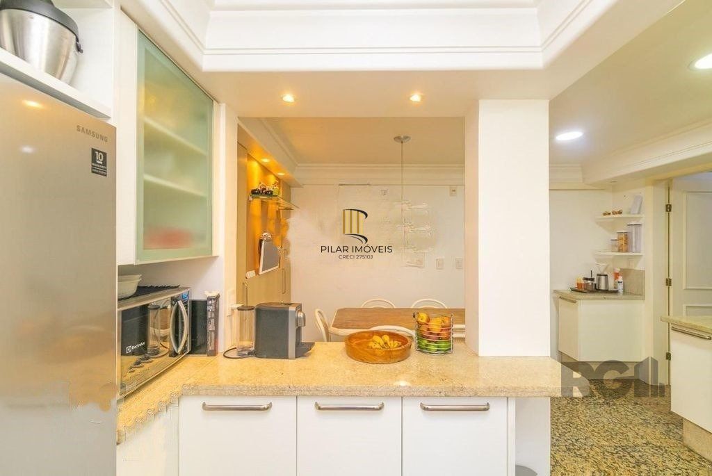 Apartamento 4 dormitórios no bairro Bela Vista