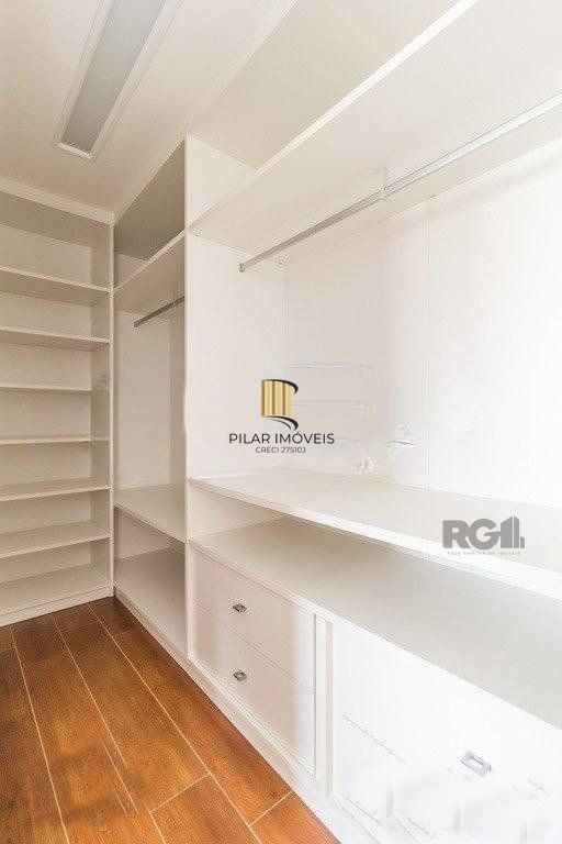 Apartamento 4 dormitórios no bairro Bela Vista