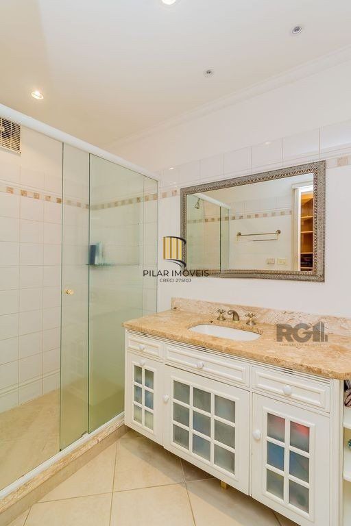Apartamento 4 dormitórios no bairro Mont Serrat