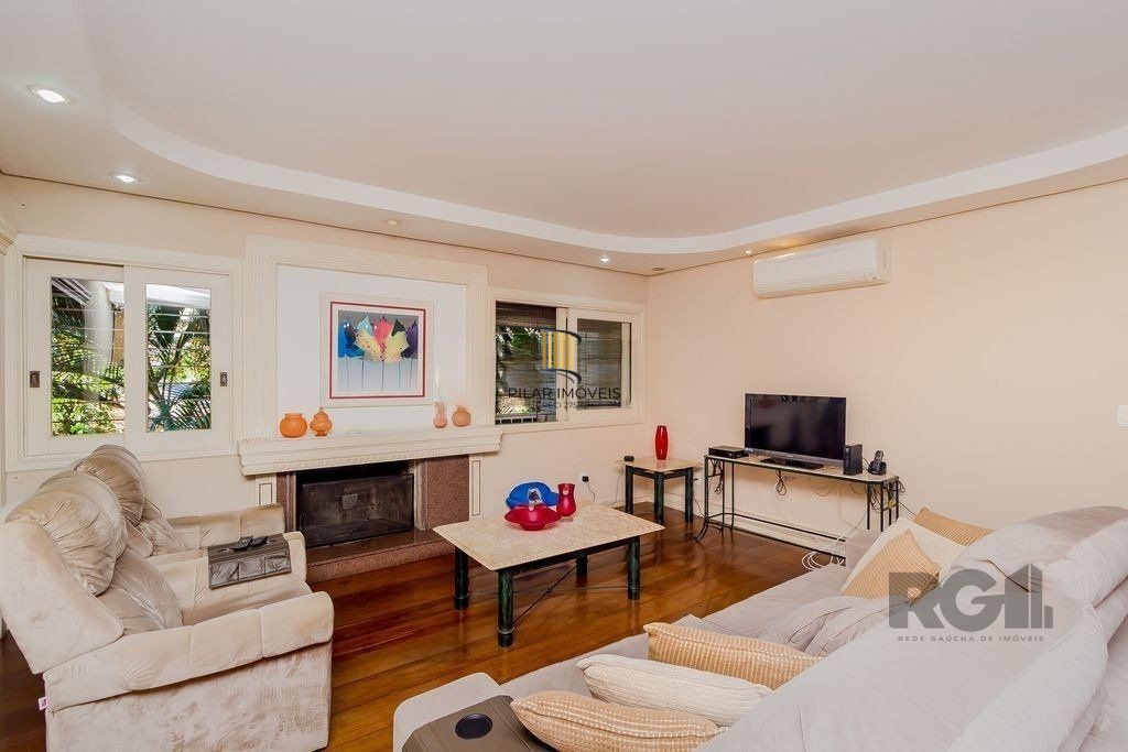 Apartamento 4 dormitórios no bairro Mont Serrat