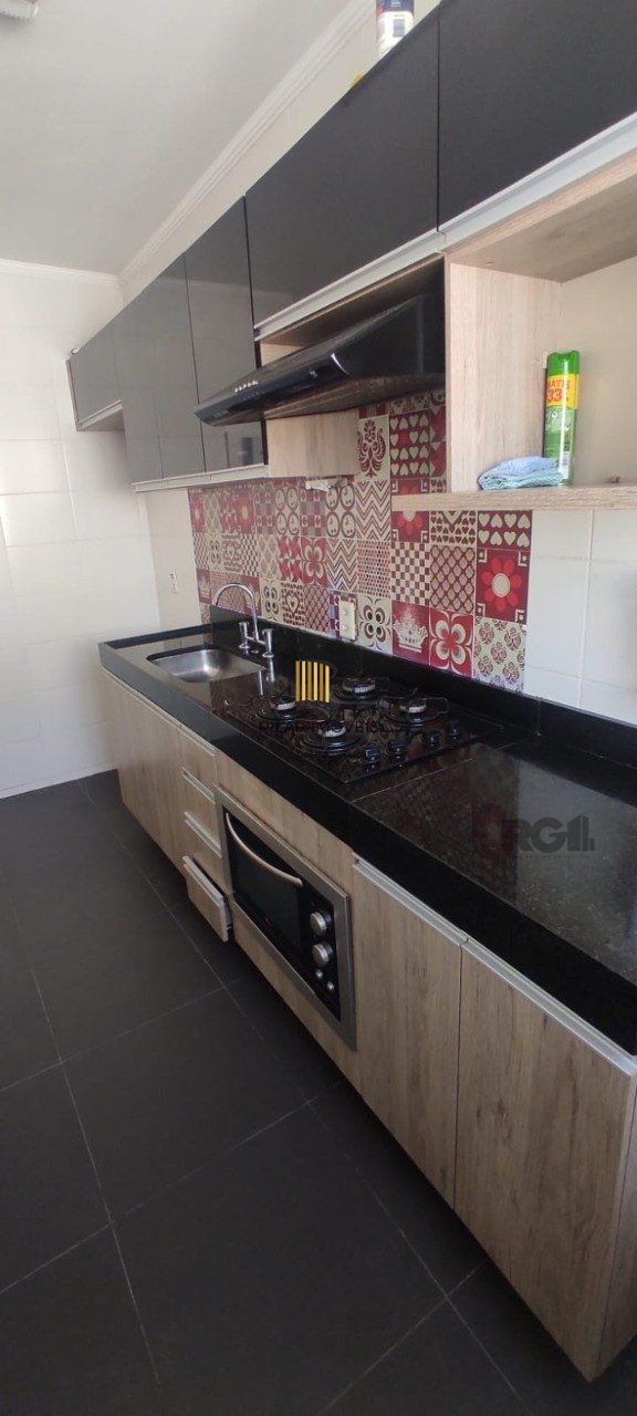 Apartamento 2 dormitórios no bairro Humaitá