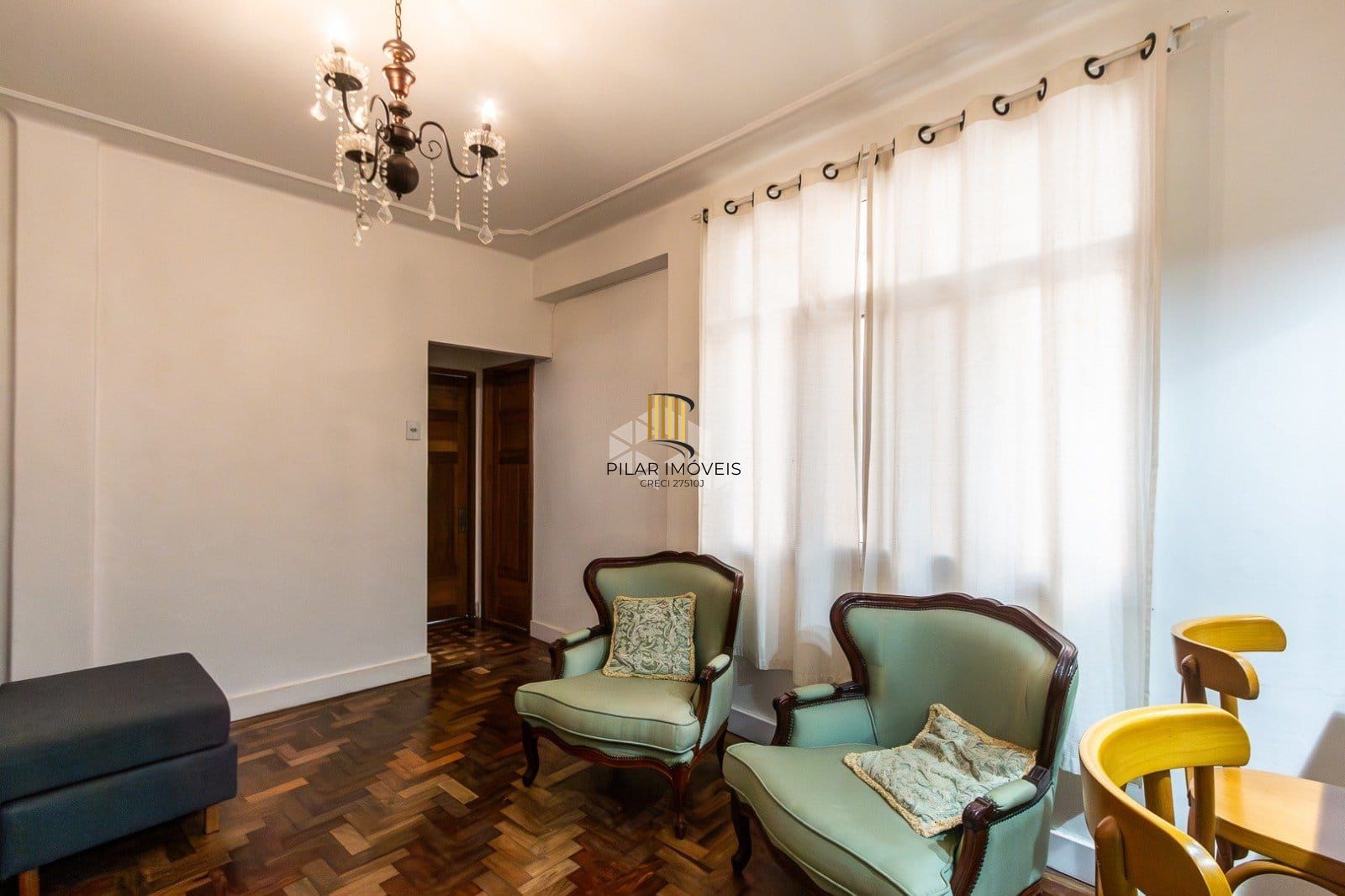 Apartamento reformado 2 Dormitório(s) Bairro Floresta
