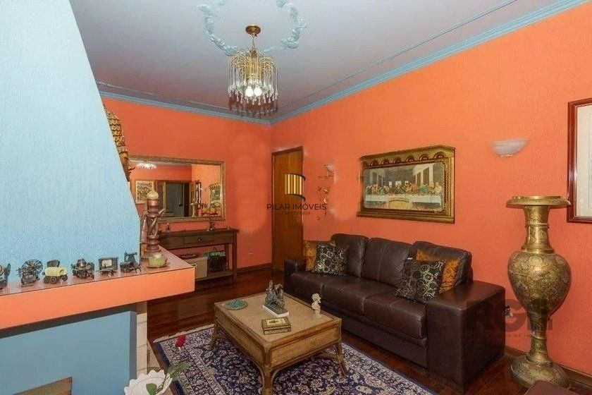 Casa 4 dormitórios no bairro Passo da Areia