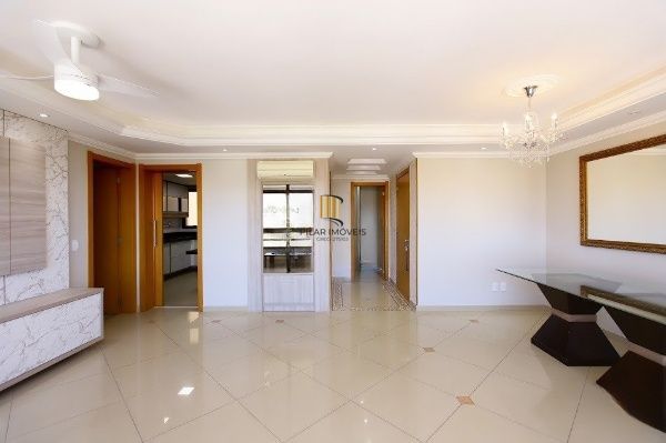 LINDO APARTAMENTO NO MENINO DEUS com 116 M PRIVATIVOS ANDAR ALTO, 3 DORMITÓRIOS COM SUÍTE E 2 VAGAS INDIVIDUAIS ESCRITURADAS E COBERTAS