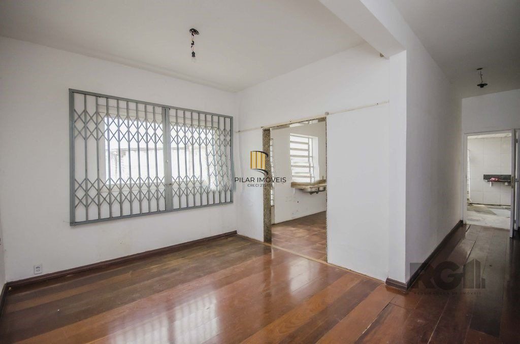 Casa 4 dormitórios no bairro Passo da Areia