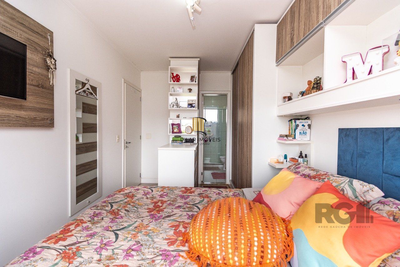 Casa de Condomínio 3 dormitórios no bairro Estância Velha