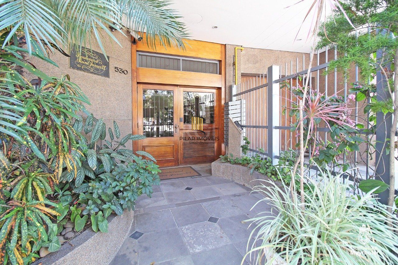 Apartamento para Venda - 76.17m², 2 dormitórios, sendo 1 suites, 2 vagas - Menino Deus