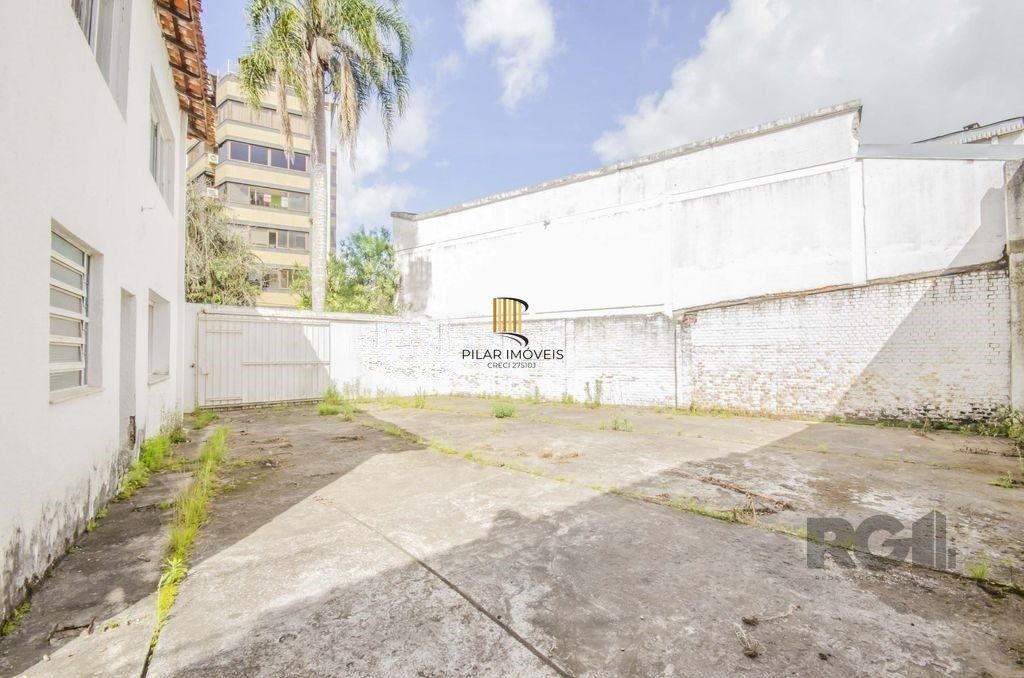 Casa 4 dormitórios no bairro Passo da Areia