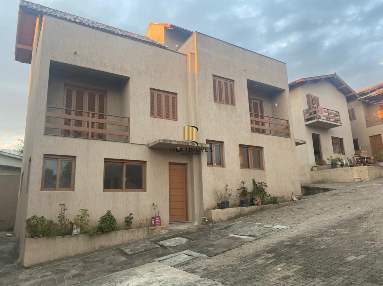 Casa Condominio para Venda - 1200m², 3 dormitórios, sendo 1 suites, 2 vagas - Ipanema