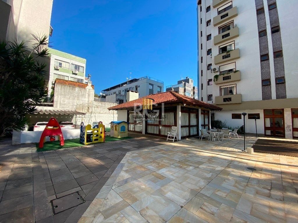 Apartamento para Venda - 129m², 3 dormitórios, sendo 1 suites, 1 vaga - Petrópolis