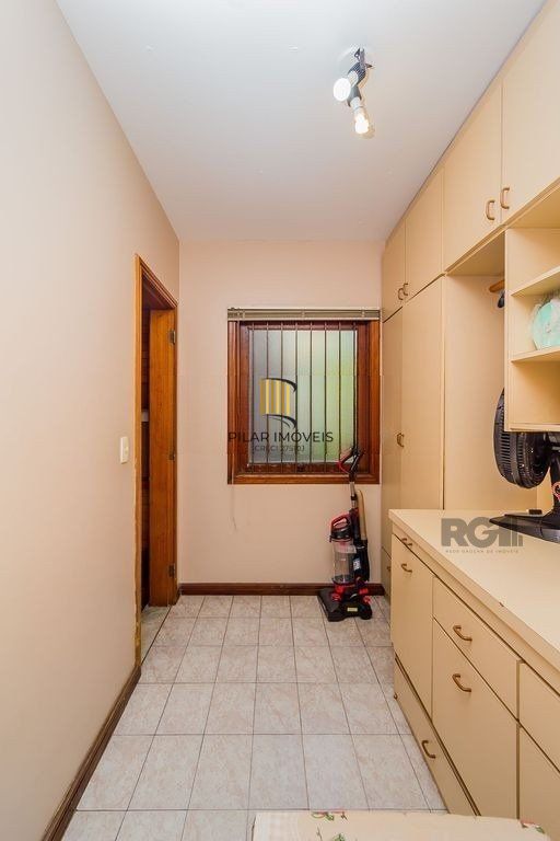 Apartamento 4 dormitórios no bairro Mont Serrat