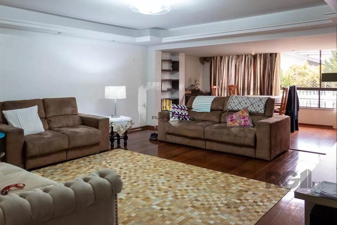 Casa 4 dormitórios no bairro Jardim Lindóia