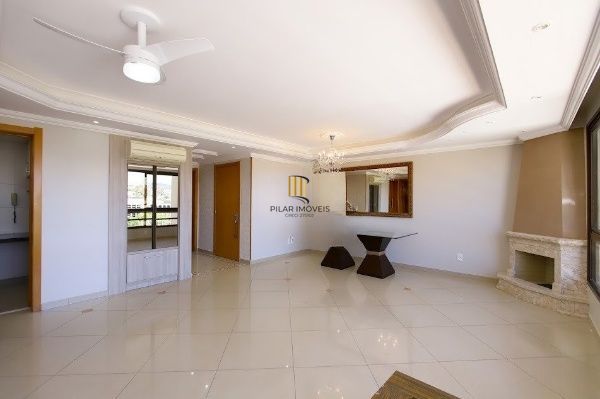 LINDO APARTAMENTO NO MENINO DEUS com 116 M PRIVATIVOS ANDAR ALTO, 3 DORMITÓRIOS COM SUÍTE E 2 VAGAS INDIVIDUAIS ESCRITURADAS E COBERTAS