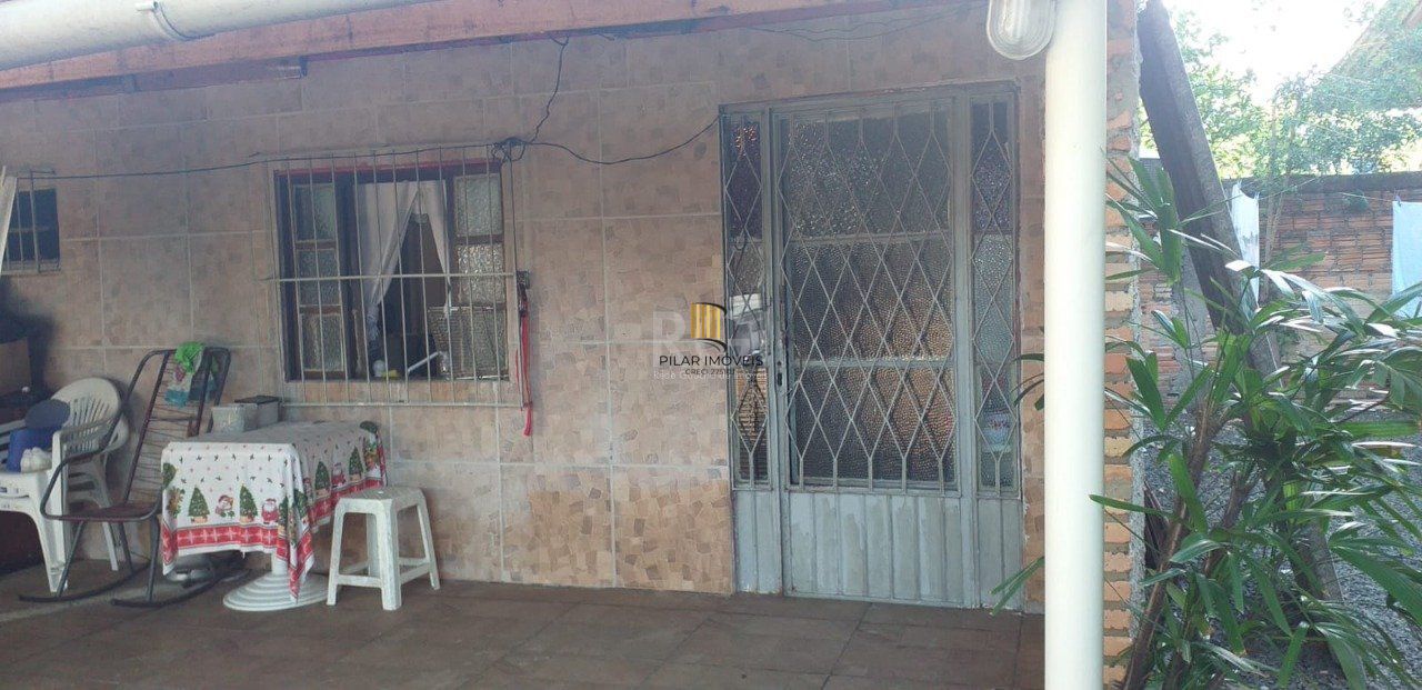 Casa para Venda - 49m², 1 dormitório, 2 vagas - Aparecida