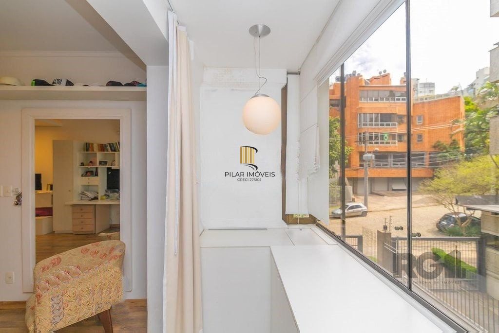 Apartamento 4 dormitórios no bairro Bela Vista
