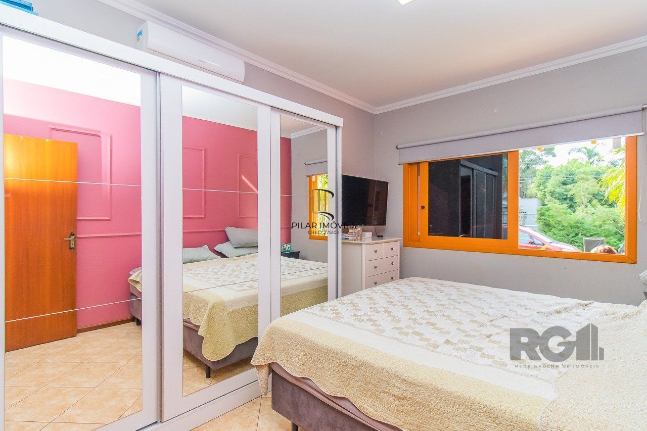 Casa de Condomínio 3 dormitórios no bairro São Lucas