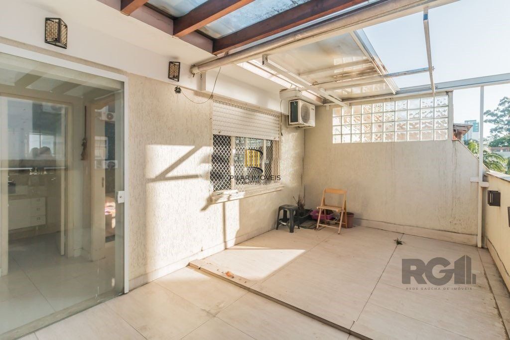 Cobertura 2 dormitórios no bairro Passo da Areia