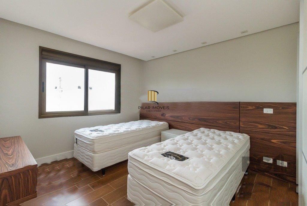Apartamento 4 dormitórios no bairro Bela Vista