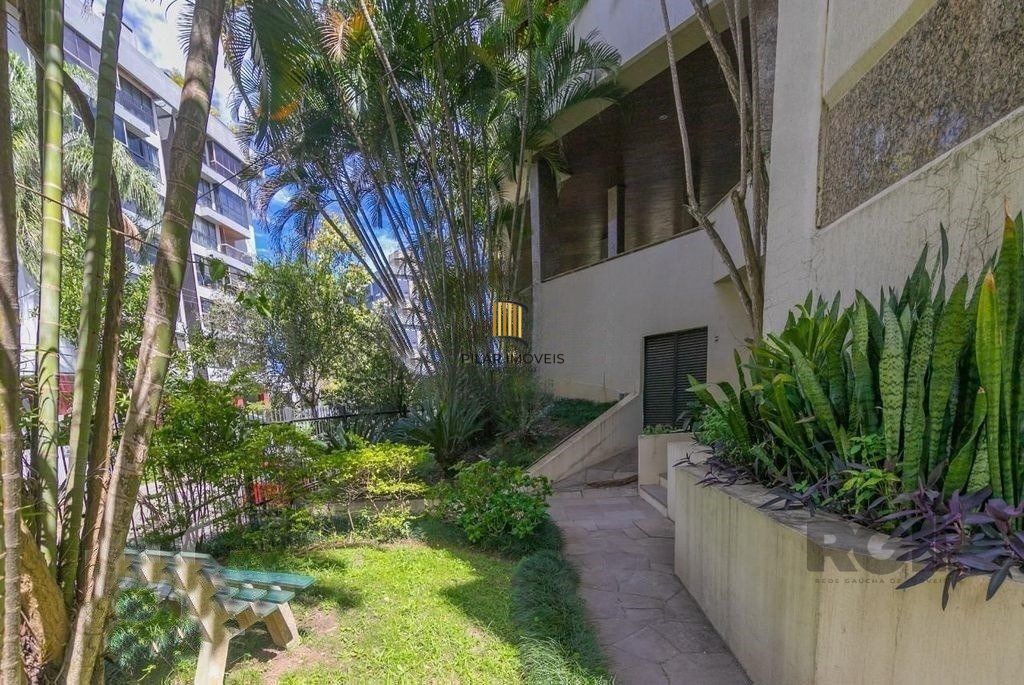 Apartamento 4 dormitórios no bairro Bela Vista