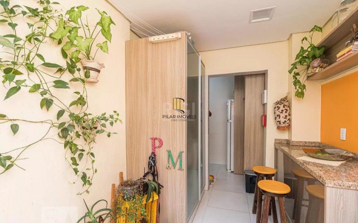 Apartamento para Venda - 61m², 2 dormitórios, São João
