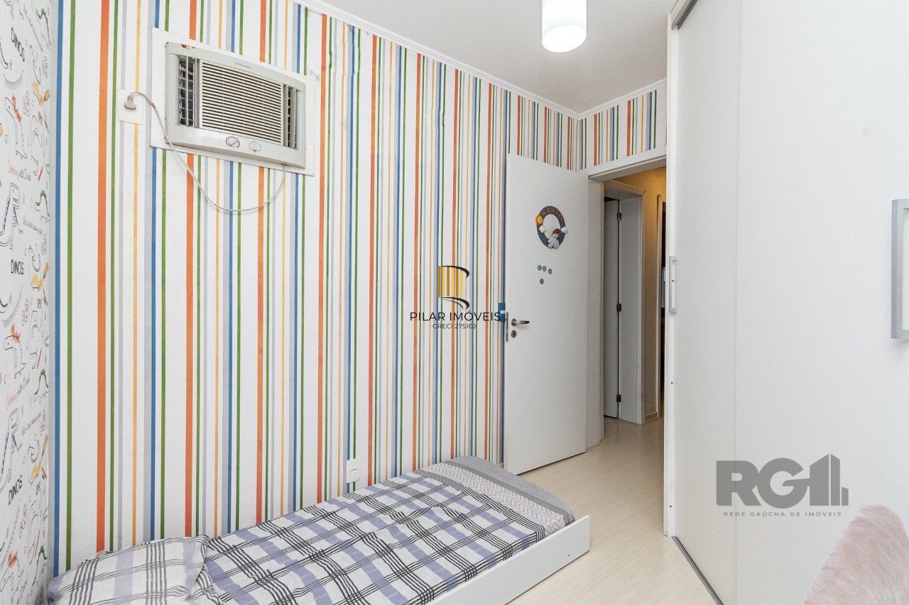 Casa de Condomínio 3 dormitórios no bairro Estância Velha