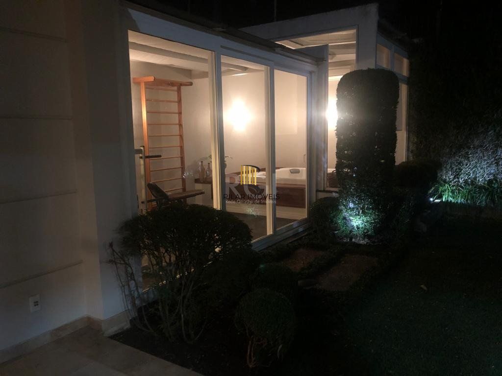 Casa Condominio para Venda - 405m², 3 dormitórios, sendo 3 suites, 4 vagas - Agronomia
