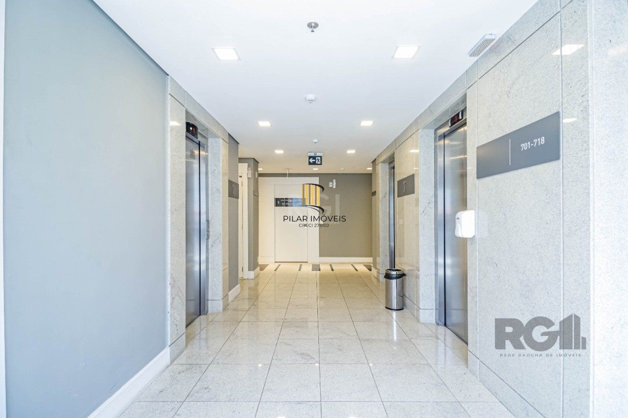 Sala Comercial no bairro Mont Serrat