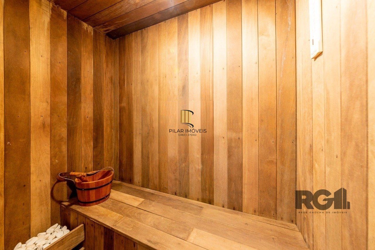 Casa de Condomínio 4 dormitórios no bairro Três Figueiras