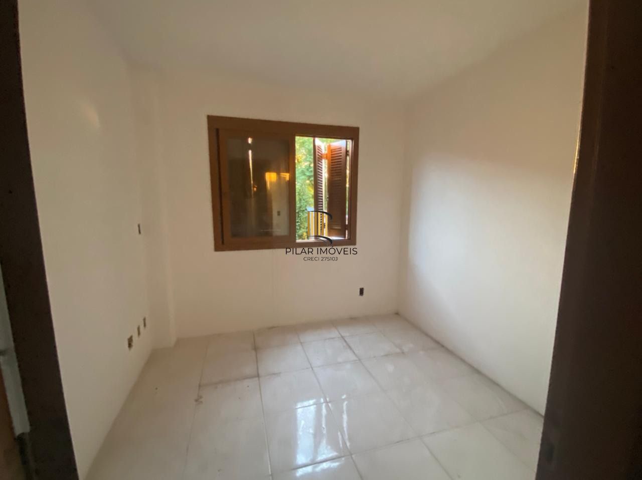 Casa Condominio para Venda - 1200m², 3 dormitórios, sendo 1 suites, 2 vagas - Ipanema