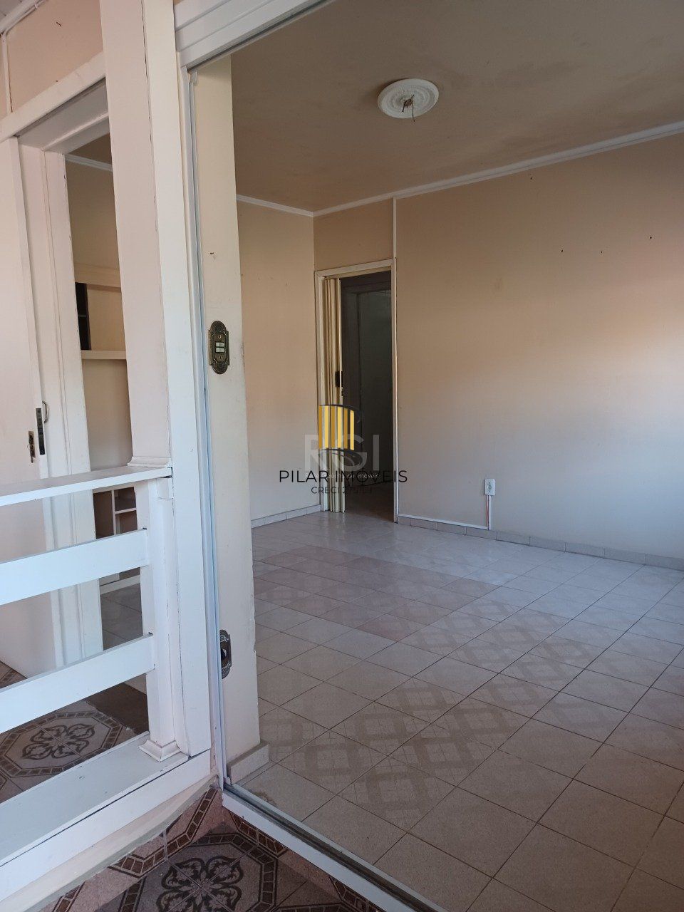 Casa para Venda - 78.13m², 3 dormitórios, 3 vagas - Santa Tereza