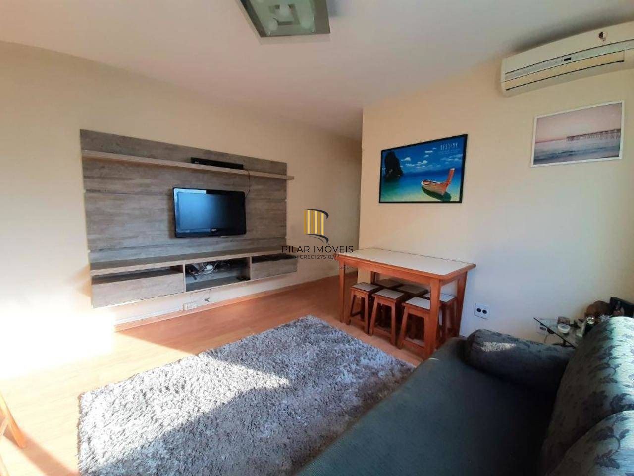 Apartamento para Venda - 37.35m², 1 dormitório, 1 vaga - Petrópolis