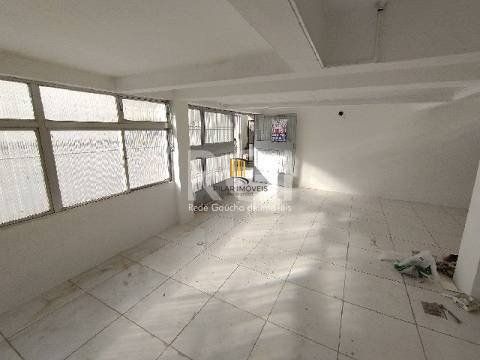 Casa 3 dormitórios no bairro Passo da Areia