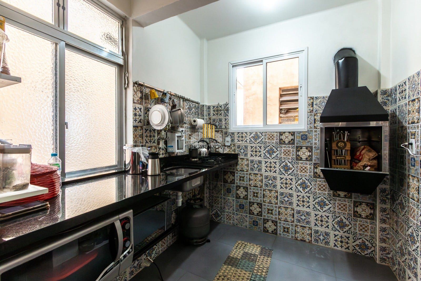 Apartamento reformado 2 Dormitório(s) Bairro Floresta