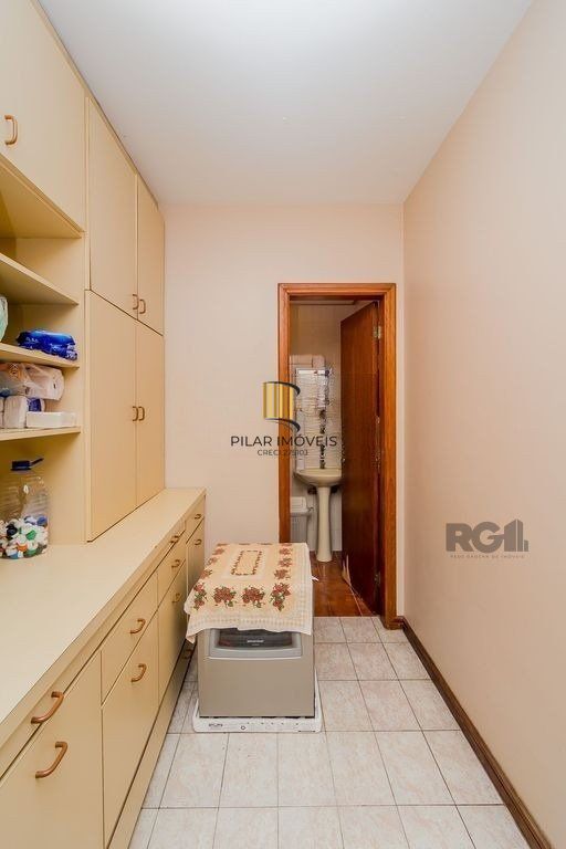 Apartamento 4 dormitórios no bairro Mont Serrat
