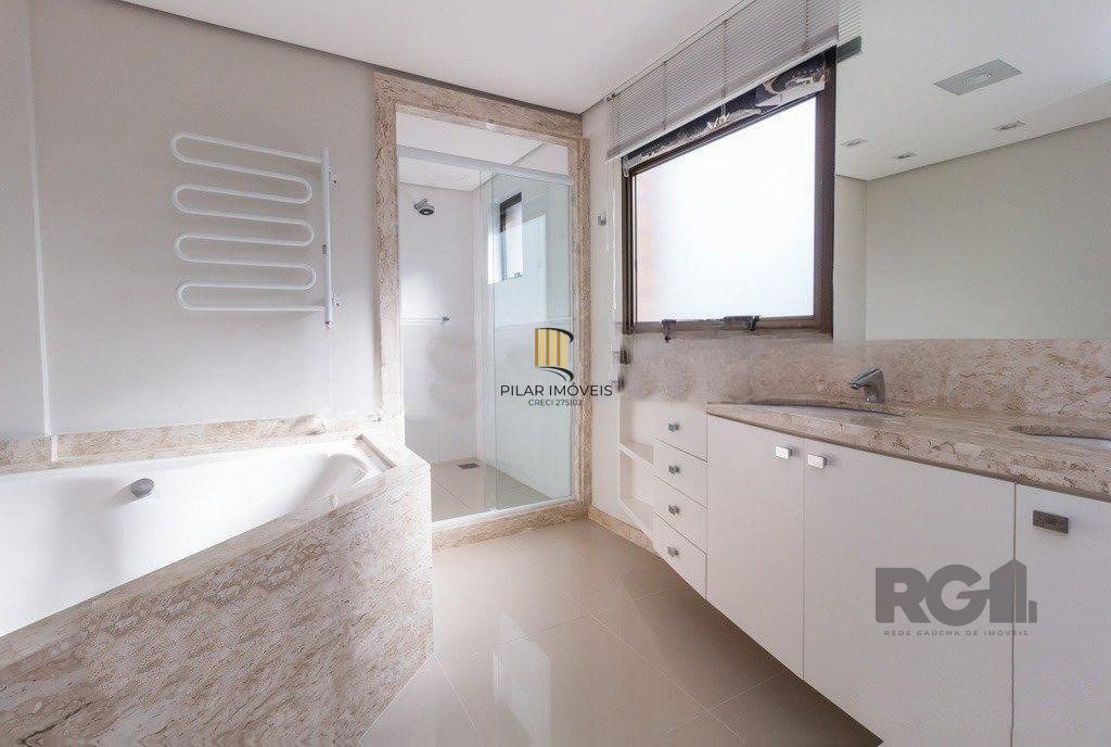 Apartamento 4 dormitórios no bairro Bela Vista